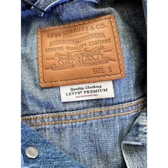 Levis Strauss and Co Premium Jean Jacket Unisex Small Denim Cotton Classic NWT - Picture 7 of 9